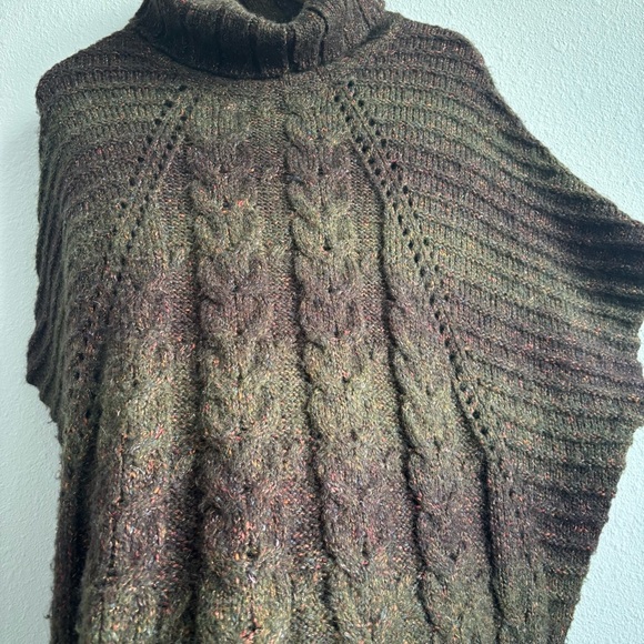 Coldwater Creek Brown Green Striped Wool Knit Batwing Sweater Poncho XS/S - Picture 6 of 9